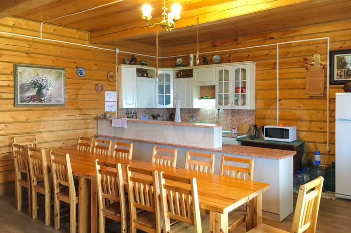 Коттедж 211 м² на участке 8 сот.