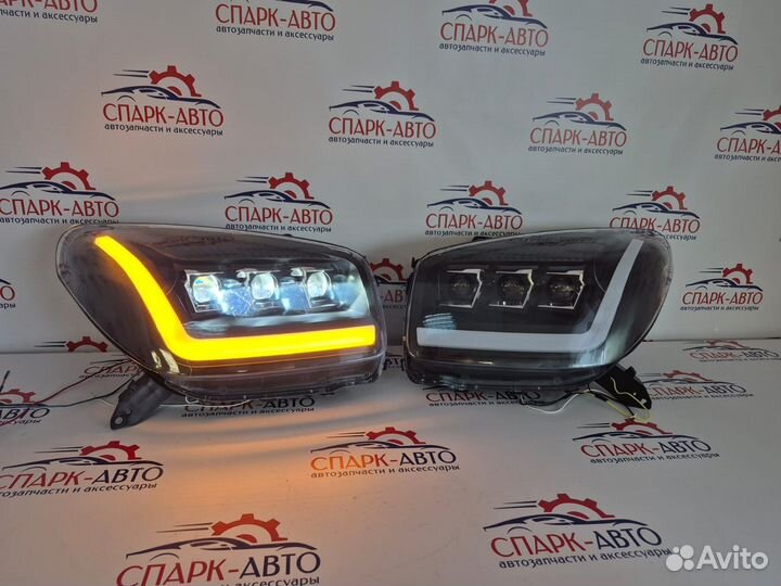 Фары тюнинг LED Toyota RAV4 03-05 комплект