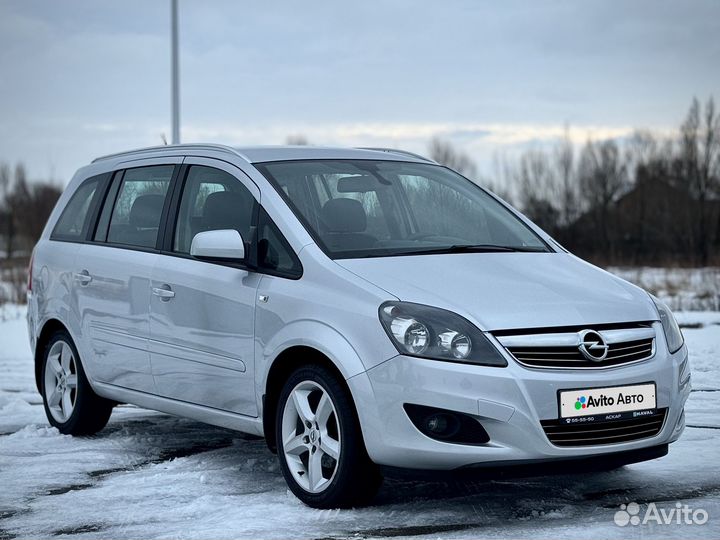 Opel Zafira 1.8 МТ, 2014, 218 723 км
