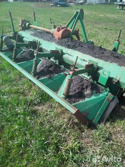 Кфг-2,8. Гребнеобразователь, окучник