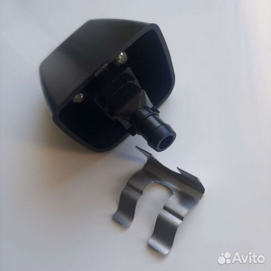 Скоба крепления форсунки омывателя фар Nissan