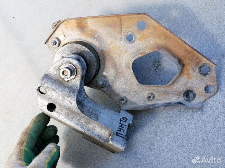 Кронштейн двигателя опорн.Fiat Punto I 176 1993-99