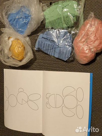 Кинетический песок+формочки+книга с заданиями