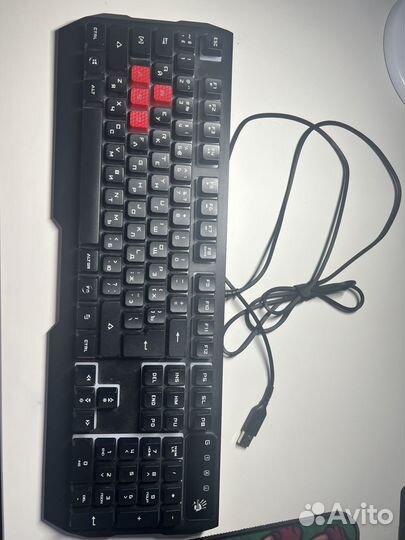 Игровая клавиатура с подсветкой