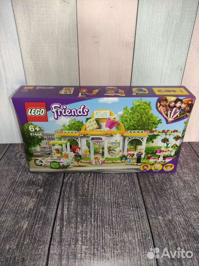 Новый Конструктор lego Friends 41444