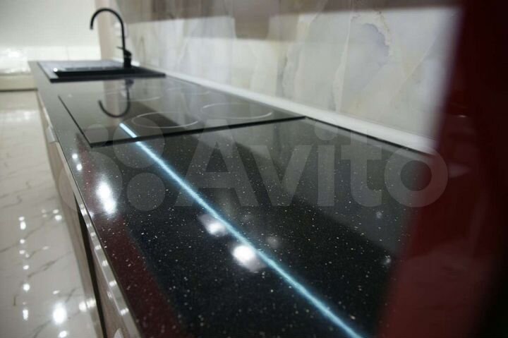 2-к. квартира, 102 м², 1/3 эт.