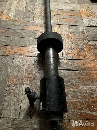 Скамейка со стойками и штанга