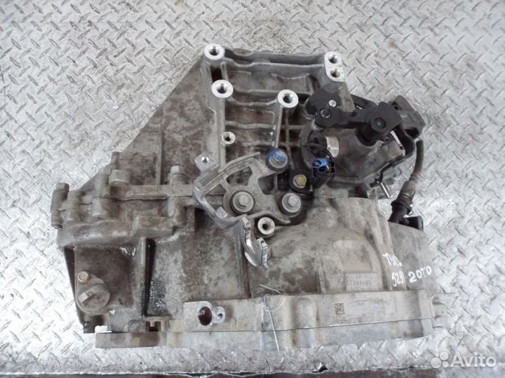 МКПП (механическая коробка переключения передач) H