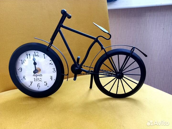 Часы велосипед