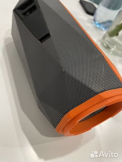 Блютуз колонка Philips SB500