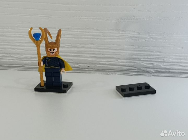 Лего фигурка Локи