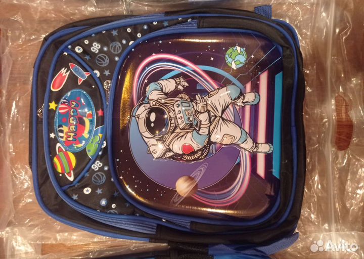 Рюкзаки ранцы новые