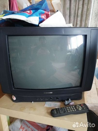 Телевизор на запчасти