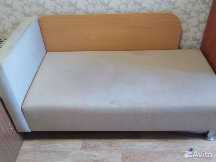Кровать диван тахта софа бу