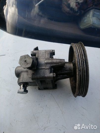 Насос гидроусилителя на Ауди А6(С5) 2.5TD 2001 г.в