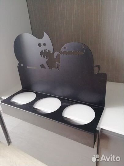 Подставка для мисок