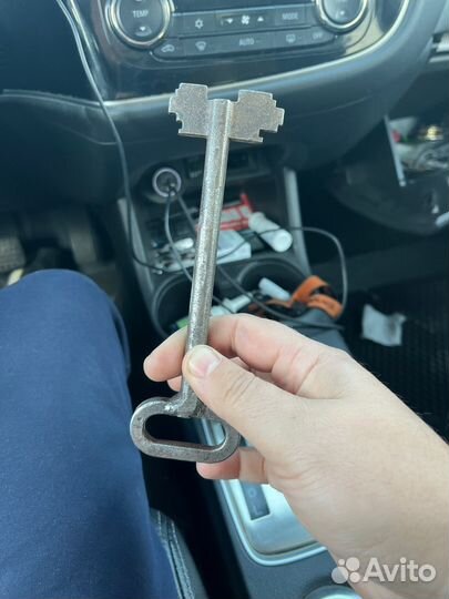 Вскрытие, ремонт и замена всех видов замков