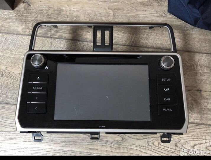 Продаю оригинальную магнитолу Тойота прадо 150