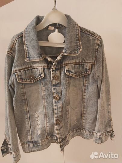 Джинсовая куртка на девочку 122 - 128 см