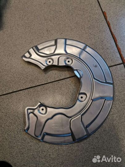 Bmw x5m f95 x6m f96 Пыльник тормозного диска задн