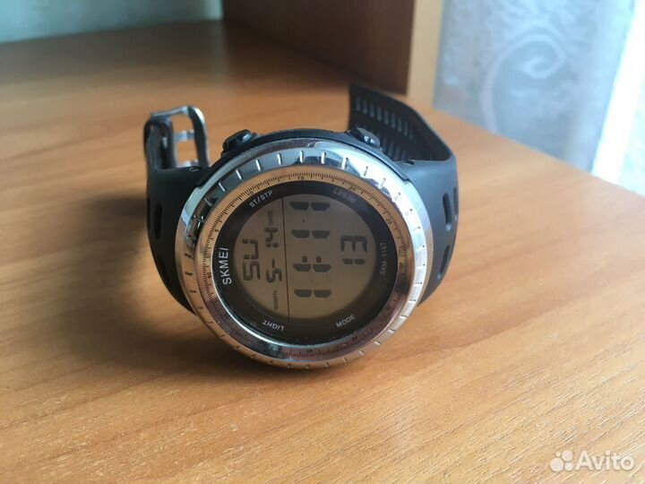 Часы электронные