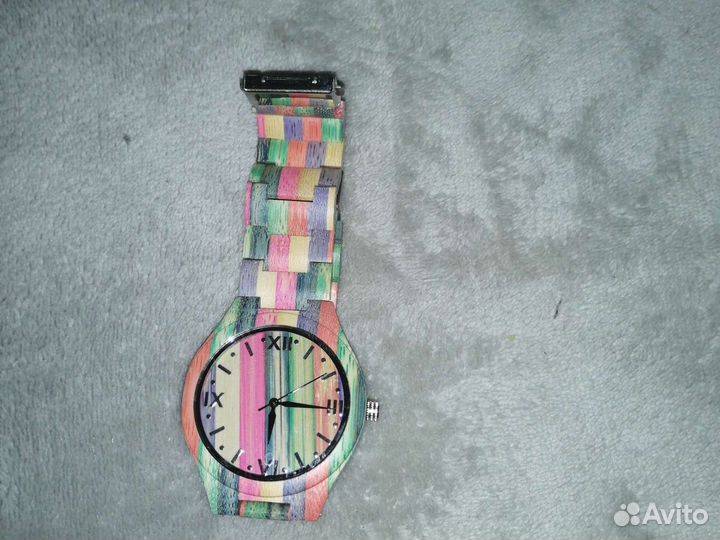 Часы деревянные