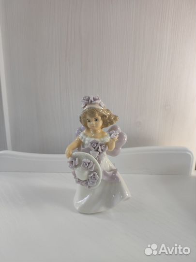 Статуэтка фигурка, фарфор