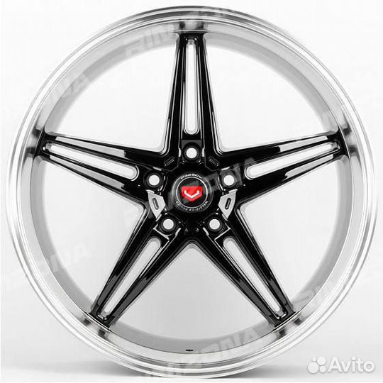 Литой диск в стиле vossen R19 5x112