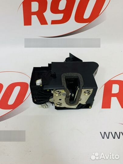 Замок двери задней правой Логан 2, Сандеро 2