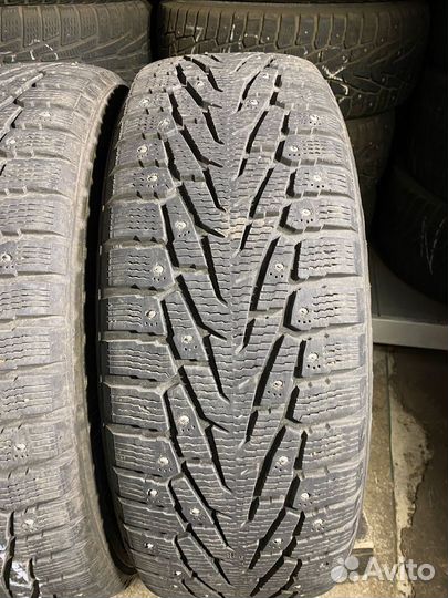 Nokian Tyres Hakkapeliitta 7 SUV 235/65 R17 108T