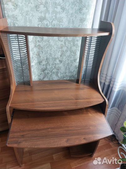 Компьютерный столик бу