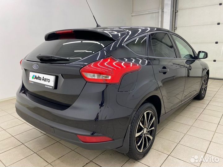 Ford Focus 1.6 МТ, 2015, 92 841 км