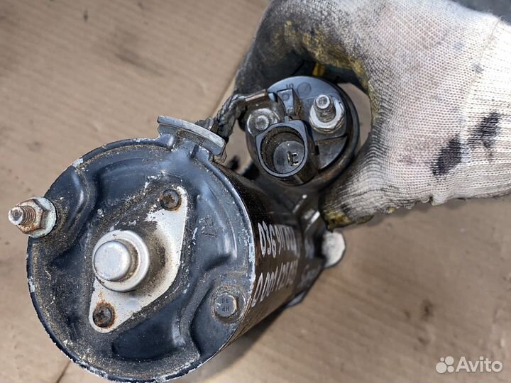 Стартер Bosch Skoda SuperB 2.0tdi Audi VW