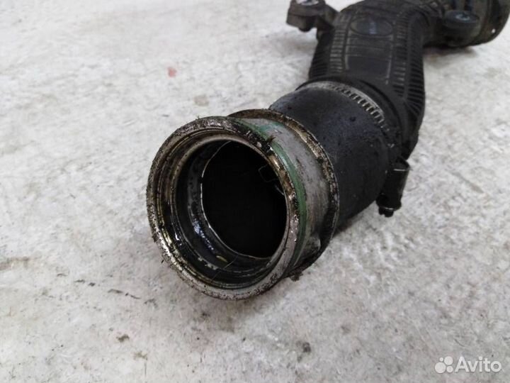 Патрубок интеркулера