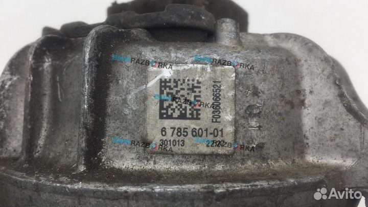 Подушка крепления двигателя BMW 5 6785601