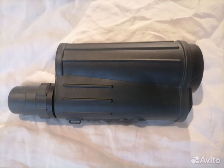 Зрительная труба yukon 20-50X50