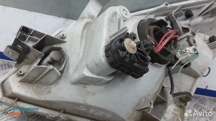 Фара правая Toyota Land Cruiser Prado J120 2003