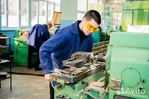 Вахта 15/15 в Москве - Слесарь наладчик линии