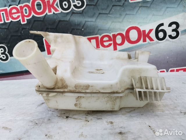 Бачок омывателя передний Ford Focus