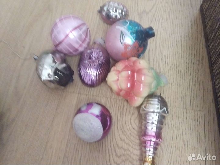 Игрушки елочные, гирлянда