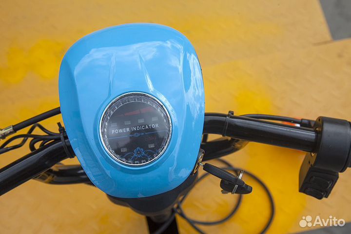 Грузовая электротележка RuTrike склад 2000 New