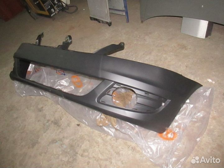 Бампер передний Renault Logan с птф