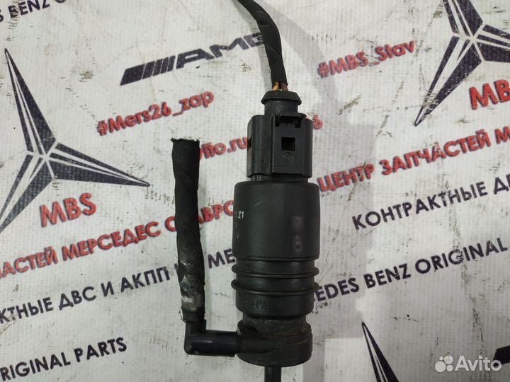 Насос омывателя стекла w211 Mercedes