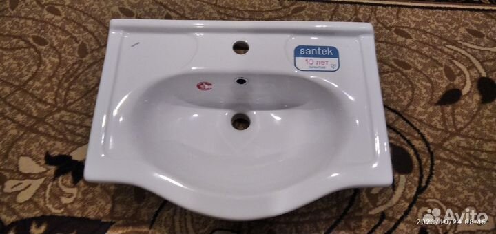 Тумба с раковиной для ванной