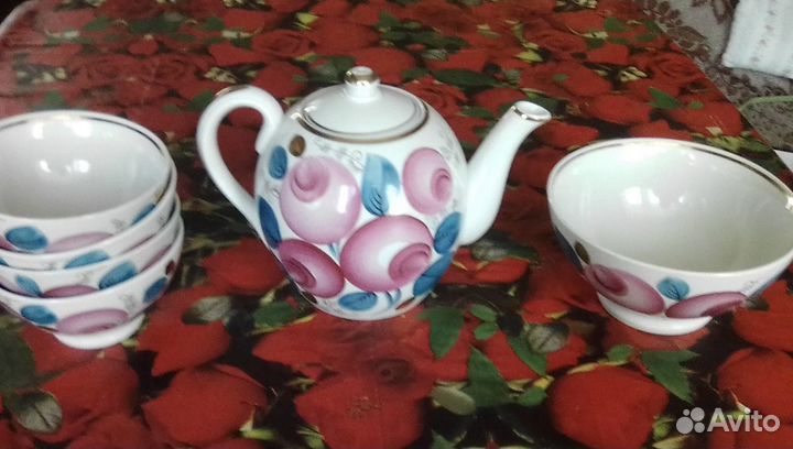 Нежный чайный набор на 4 персоны