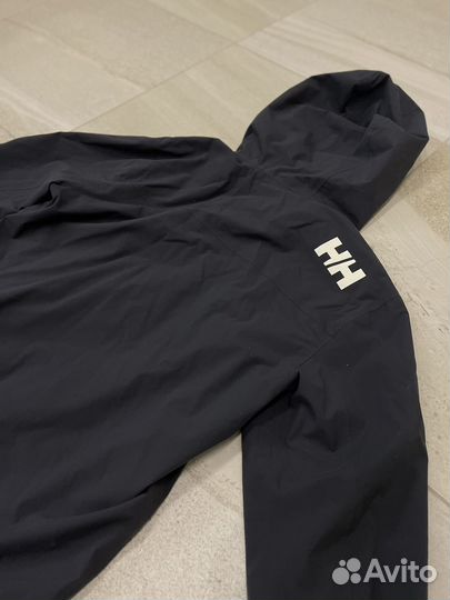Ветровка HH