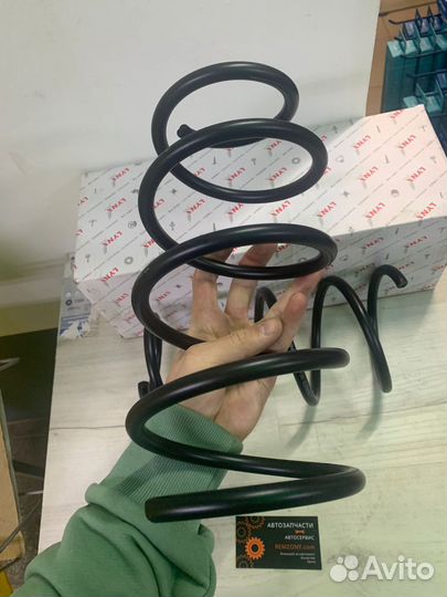 Пружина передней подвески Mini Cooper Clubman