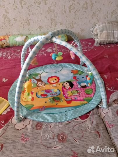 Развивающий коврик