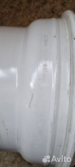 Штампованные белые диски Toyota LC 75,78,100,105