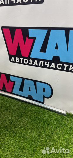 Молдинг двери передней правой Alfa Romeo Stelvio